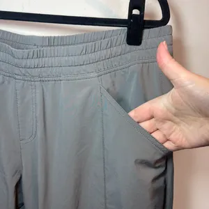 The North Face Pants Gray Pull On Drawstring Pockets Straight Leg Gorpcore Sz 16 thumbnail 4