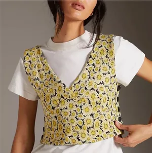 Maeve Anthropologie Floral Print Crop Knit Button Tank Top Vest Medium NEW NWT thumbnail 1