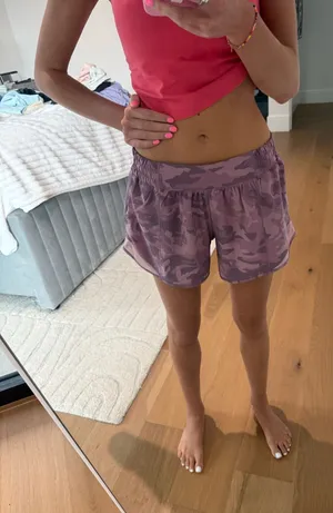 Lululemon Pink Camo Shorts Size 8 thumbnail 1