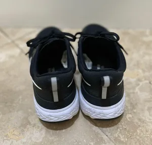 Nike Shoes thumbnail 4