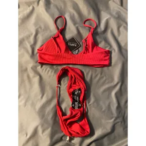Brand New Zaful Women's Size 6 Red Bikni Set Bottoms Top thumbnail 4