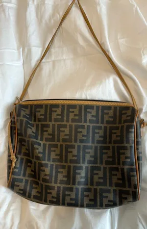  Vintage Fendi Bag thumbnail 3