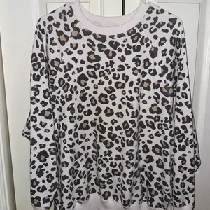 Sweatshirt thumbnail 1