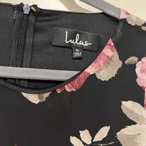 Lulus Black Pink Floral Cold Shoulder Tie Sleeve Shift Mini Dress sz Small thumbnail 4