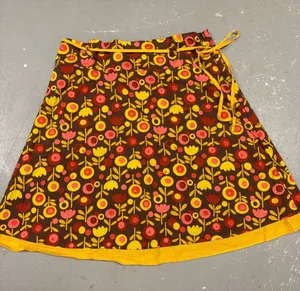 Retro 70s Vibe Floral Skirt Boho Yellow Brown Mod Flower Print Womens Medium thumbnail 1