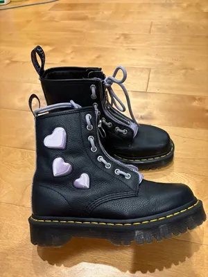 Dr.Martens 1460 ZIP HEART VIRGINIA SATIN LUX LACE UP BOOTS black sz 7 thumbnail 2