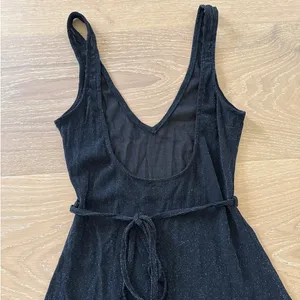 White Fox Mini Dress Sleeveless Sparkly V Neck Size S Black Silver thumbnail 5