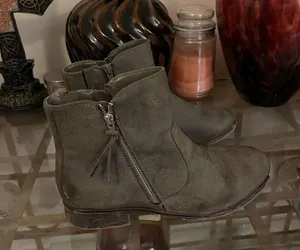 White Mountain boots size 9 thumbnail 1