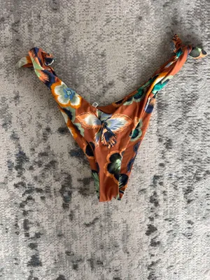 Bikini Hollister Set thumbnail 6