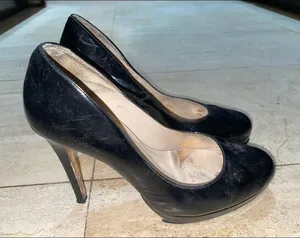 LK Bennett Shilo‎ Black Patent Round Toe Pump Heels Women's Size 39 thumbnail 1
