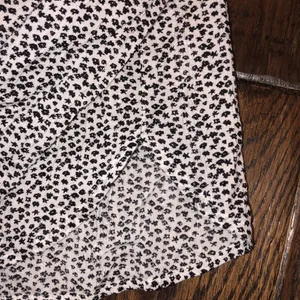Loft black and white long sleeve floral top size small thumbnail 6