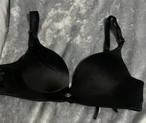 Victoria's Secret Bra thumbnail 1
