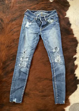 American Eagle Jeans thumbnail 1