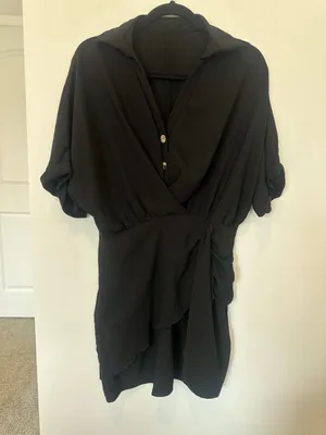 ZARA Black Short Sleeve Collared V-Neck Romper with Ruched Side Detail thumbnail 1