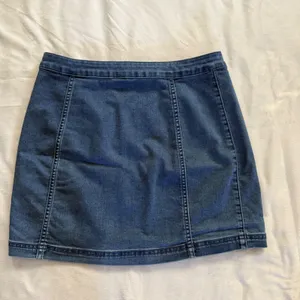 Free People Womens Blue Denim Side Button Mini Skirt Medium Wash Size 2‎ thumbnail 4