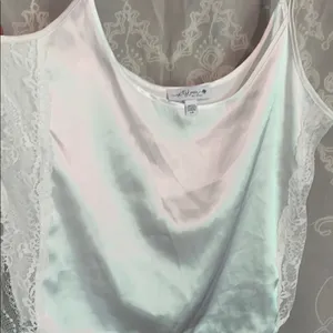 In Bloom White Lace Camisole‎ thumbnail 2