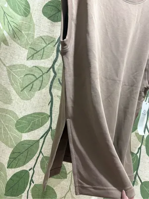 Mono B Sleeveless Crewneck Tank Top thumbnail 2