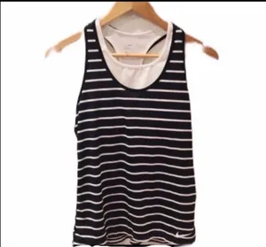 Nike 2 in 1 Bra Run Tank Black Stripe White XS Athletic Workout Yoga thumbnail 2