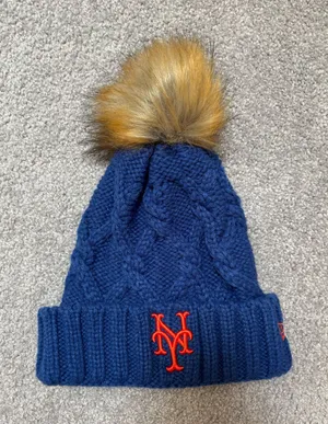 New Era Women’s New York Mets Blue and Orange Cable Knit Pom Beanie thumbnail 1