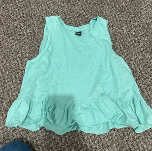 teal top thumbnail 1