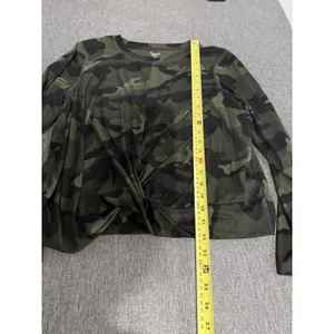 Old Navy Shirt Women's Active Breathe On Green Camo Twist Long Sleeve Top Sz XL thumbnail 4