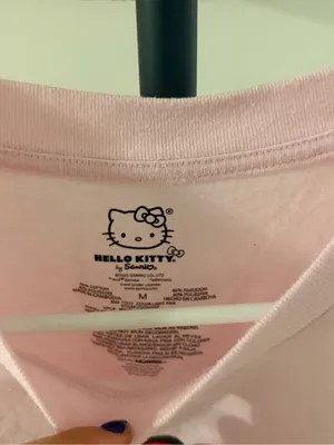 Hello Kitty Tshirt thumbnail 3