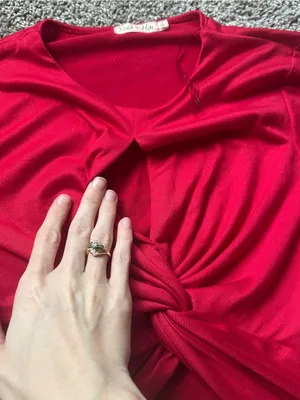 Heart & Hips Red Long-Sleeve Twist-Front Crop Top thumbnail 3