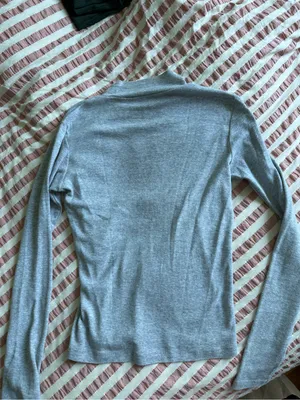 Brandy Melville gray mock neck thumbnail 2