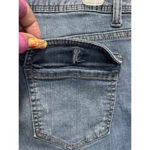 Christopher & Banks Med Denim Capri Size‎ 10 Mid Rise Pockets Zip thumbnail 5
