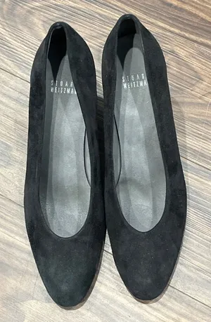 Stuart Weitzman Black‎ Suede Kitten Heel Pumps Classic Shoes Size 8M thumbnail 1