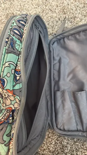 Vera Bradley Makeup Bag thumbnail 5