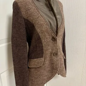 Roz Ali Wool Blazer J2 thumbnail 2