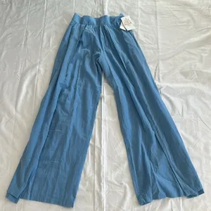 Becca Gauzy Smocked Waist Pants, Swim coverup, Coastline, Medium, NWT thumbnail 1