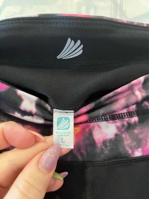 Free 2 B By Free Country Black and Pink Leggings Size Large thumbnail 2