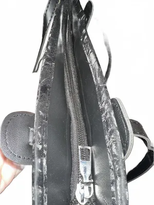 Black Women’s Textured Shoulder Bag Tote thumbnail 2