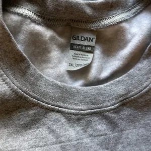 Crew neck‎ sweater thumbnail 4