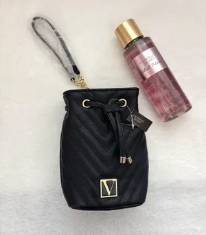NWT Victoria's Secret VS V-Quilt Perfume Pouch thumbnail 1