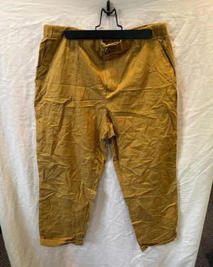 Old Navy Cargo Pants thumbnail 1