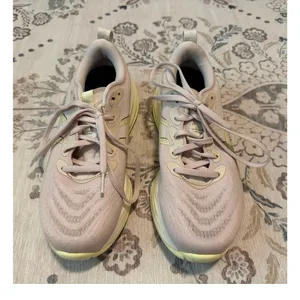 ASICS GEL-Cumulus 27 Women's Running Shoes Size 8 Mineral Beige Yellow 1012B772 thumbnail 2