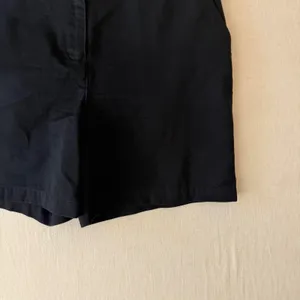 Lauren Ralph Lauren Petite Cotton Chino Shorts Women 6P Black thumbnail 7
