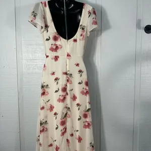 Lulus Cream Floral Flutter Sleeve Maxi Dress Size XS EUC thumbnail 11