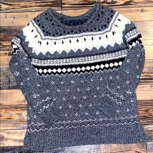American Eagle Grey Sweater size medium thumbnail 1