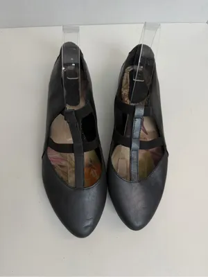 Born Ballet Flats Leather T Strap Dark Academia WhimsiGoth Metallic Grey Black thumbnail 3
