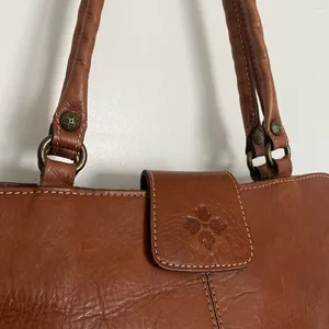 Patricia Nash Rienzo Top Handle Satchel Tan Leather Handbag Brown thumbnail 6