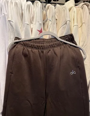 Alo Accolade Sweatpants thumbnail 3