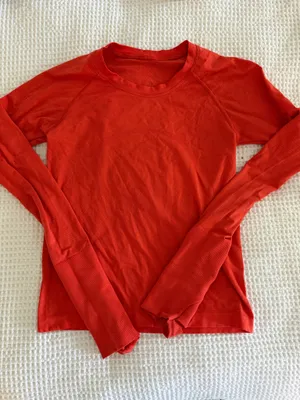 Lululemon Top Long Sleeve Swiftly Tech thumbnail 1