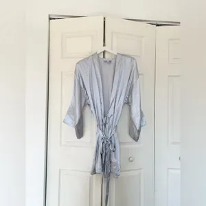In Bloom by Jonquil Reine Lace Trim Satin Robe Silver Gray Size Medium Large thumbnail 9