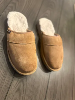 UGG Leisure Slide Slippers thumbnail 9