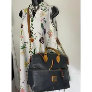 Dooney And Bourke Vintage Black Leather Shoulder B thumbnail 9