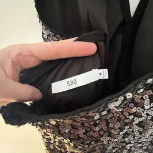 SHO by Tadashi Shoji Sleeveless Black‎ Sequin Halter Dress Size M thumbnail 7